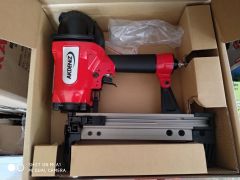 Akdeniz AKD MTCS3040L Havalı Beton Tabancası 15-40mm