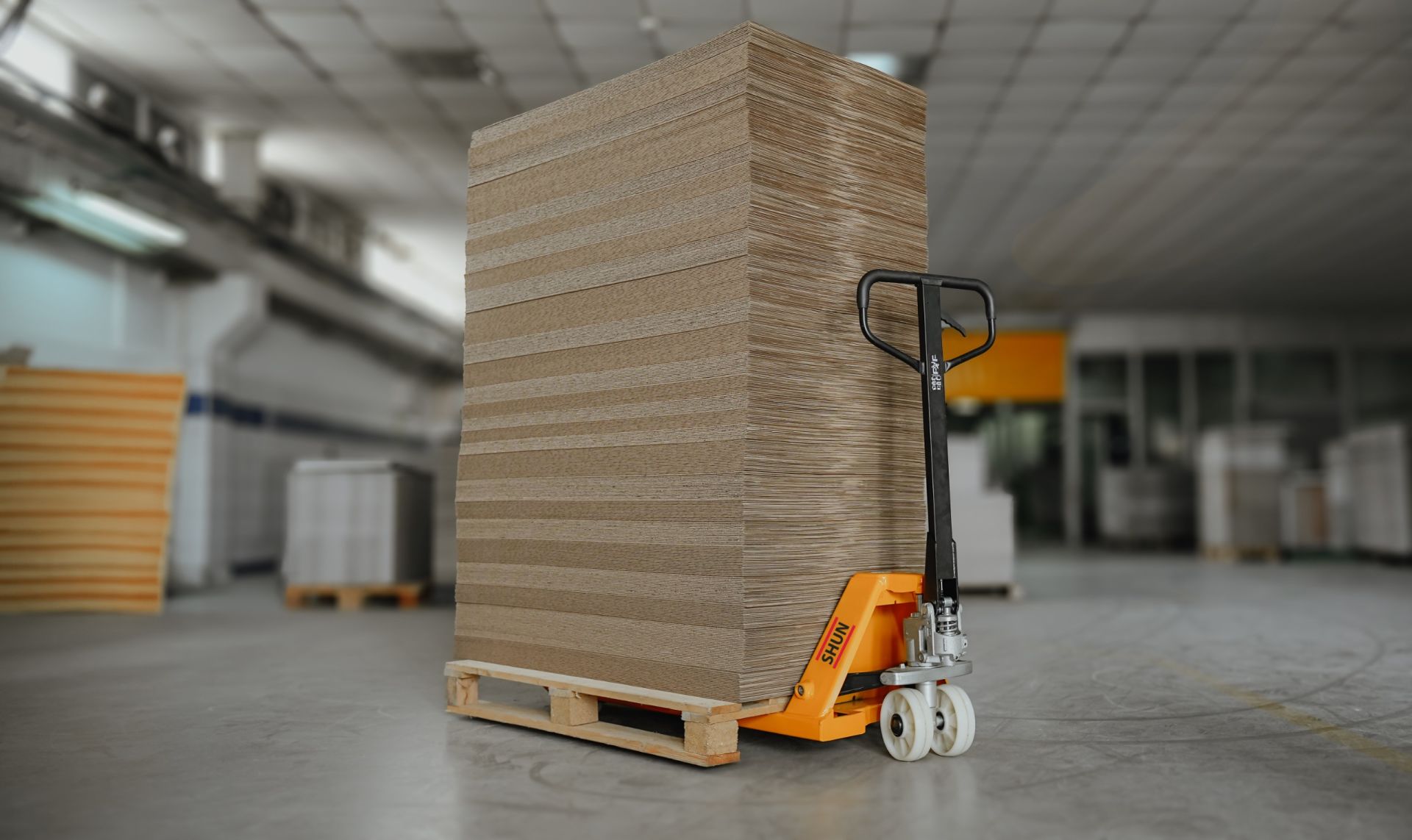 Shun 2.5 Ton Kapasiteli Beyaz Teker Transpalet ACS250N